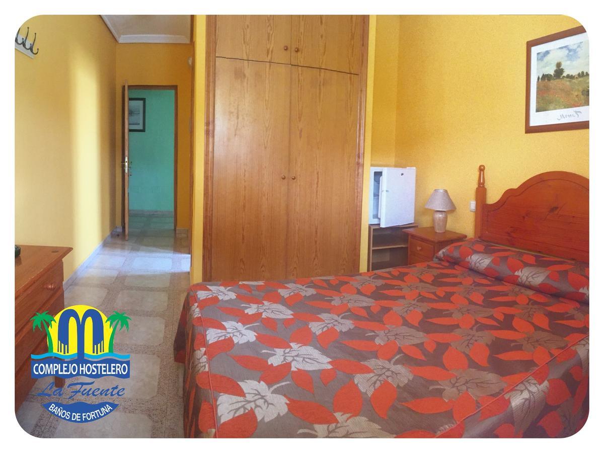 Complejo Hostelero La Fuente Фортуна Екстериор снимка